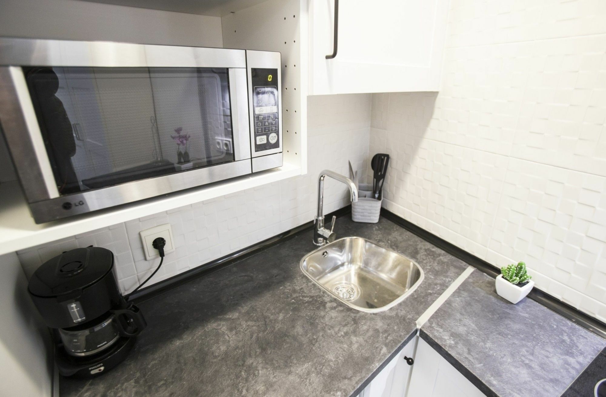 Forever Young Apartments Mediodia Madrid Exterior photo