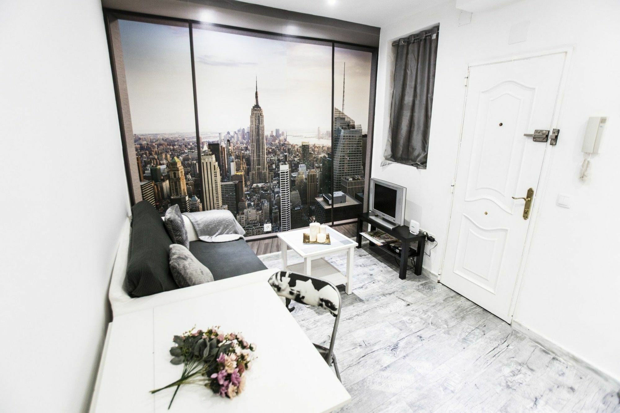 Forever Young Apartments Mediodia Madrid Exterior photo